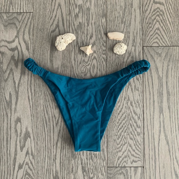Zaful Bikini Bottom🏖💙✨ - Picture 3 of 3